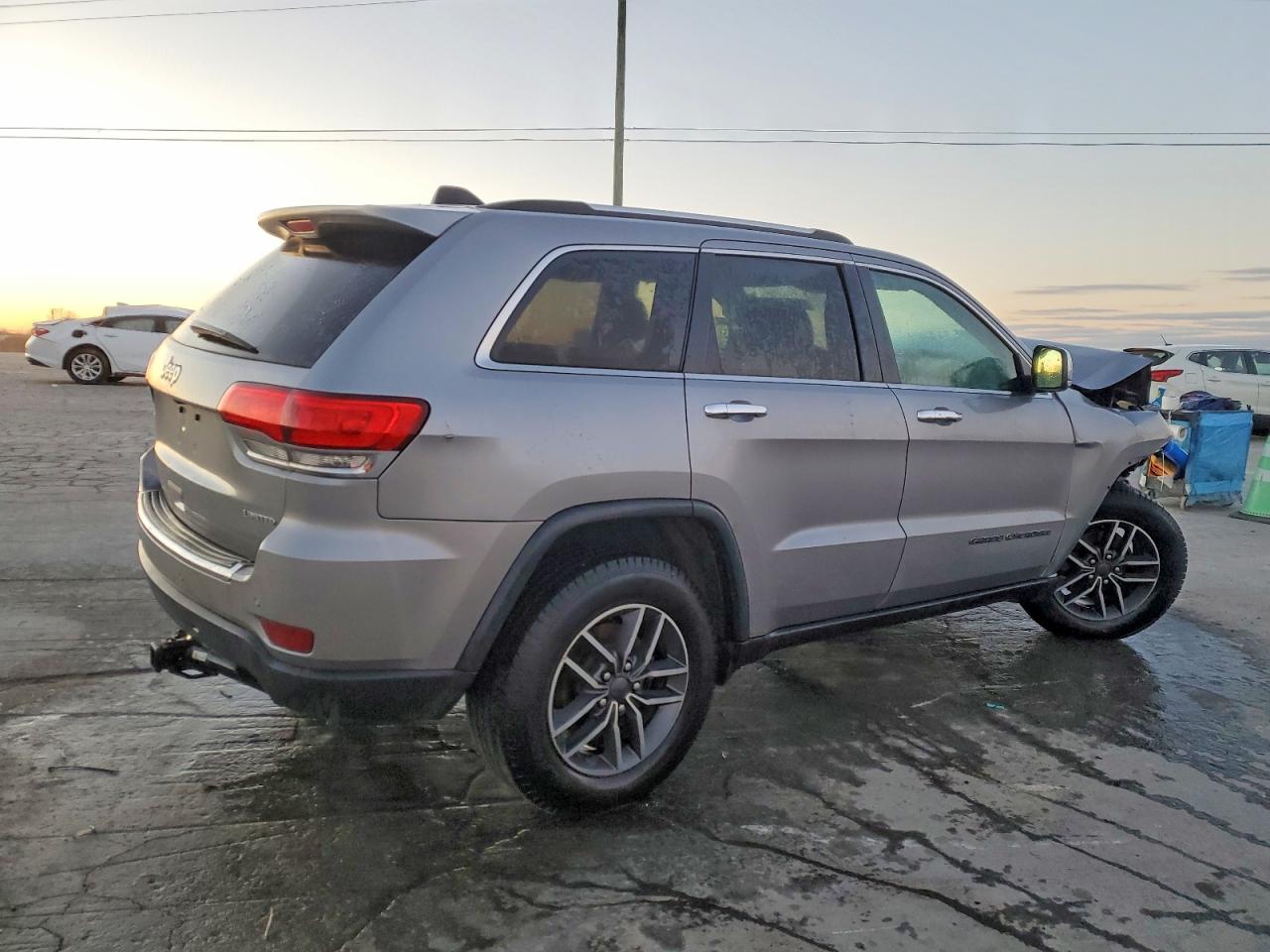 2019 JEEP GRAND CHEROKEE LIMITED photo 3
