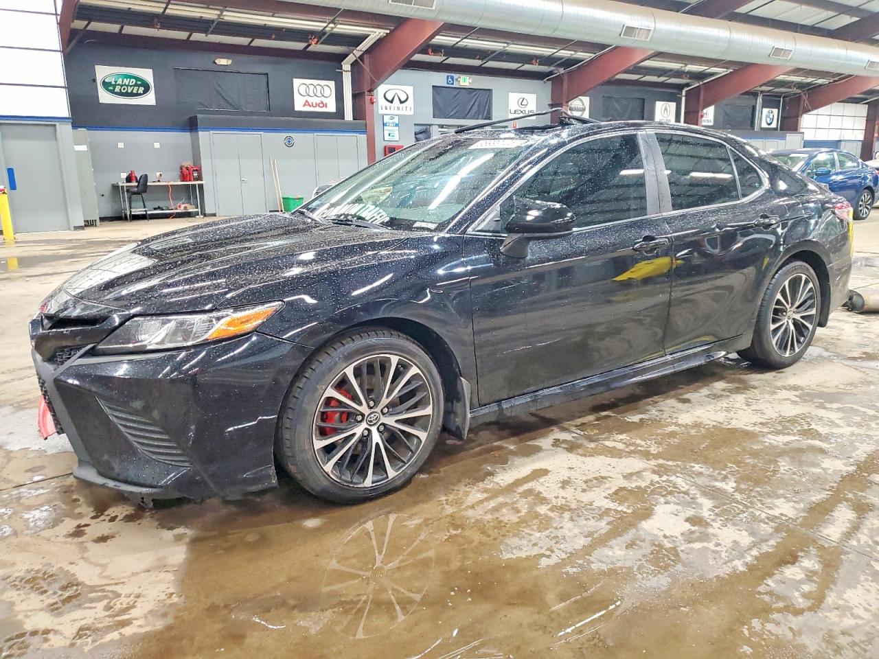 2018 TOYOTA CAMRY