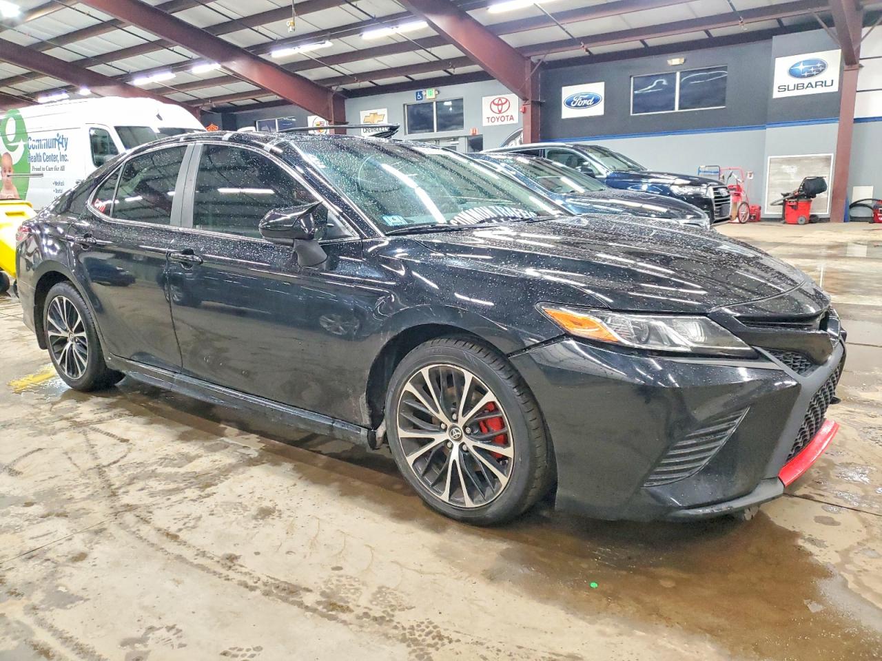 2018 TOYOTA CAMRY L photo 4