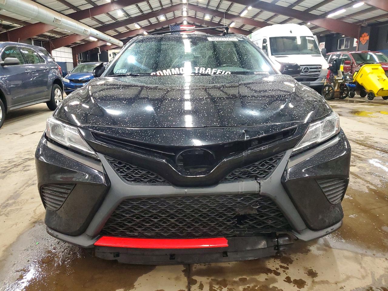 2018 TOYOTA CAMRY L photo 5