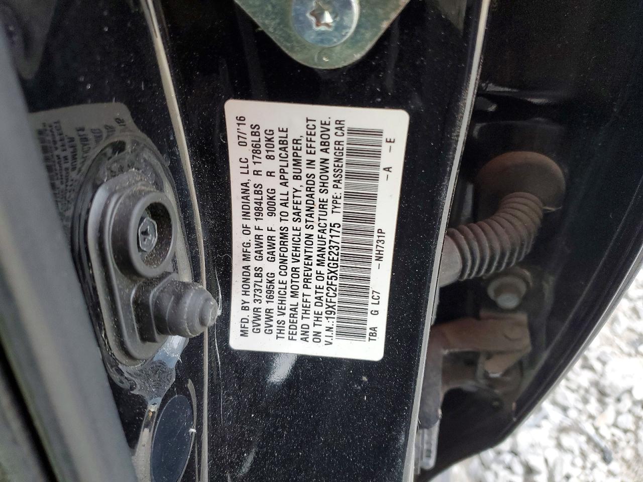 2016 HONDA CIVIC LX photo 34