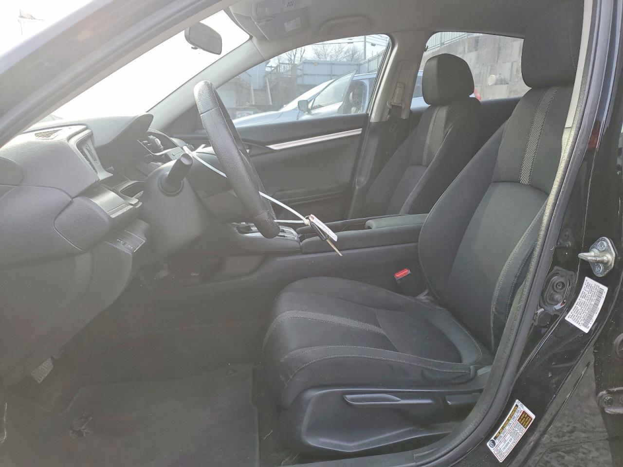 2016 HONDA CIVIC LX photo 19