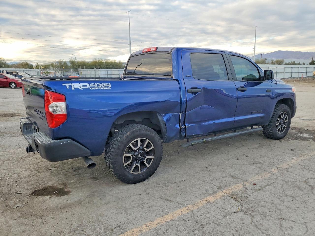 2014 TOYOTA TUNDRA CREWMAX SR5 photo 3