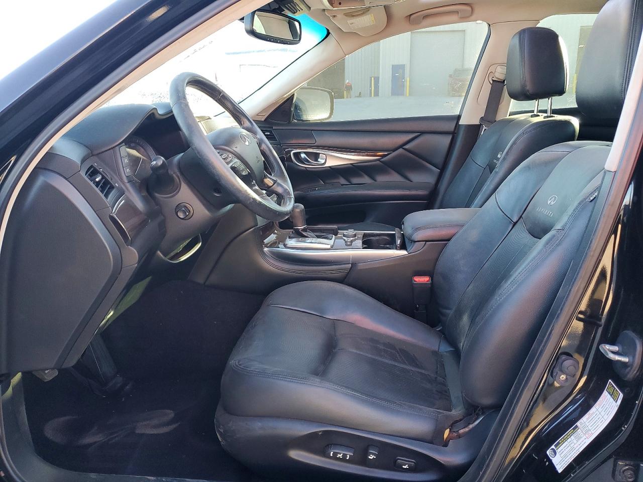 2011 INFINITI M37 X photo 7