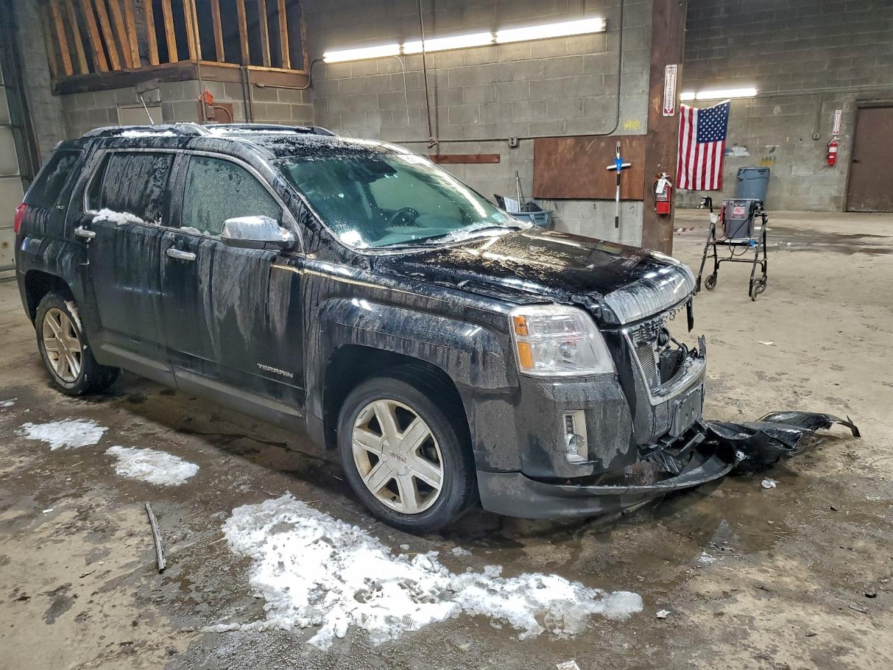 2012 GMC TERRAIN SLT photo 4