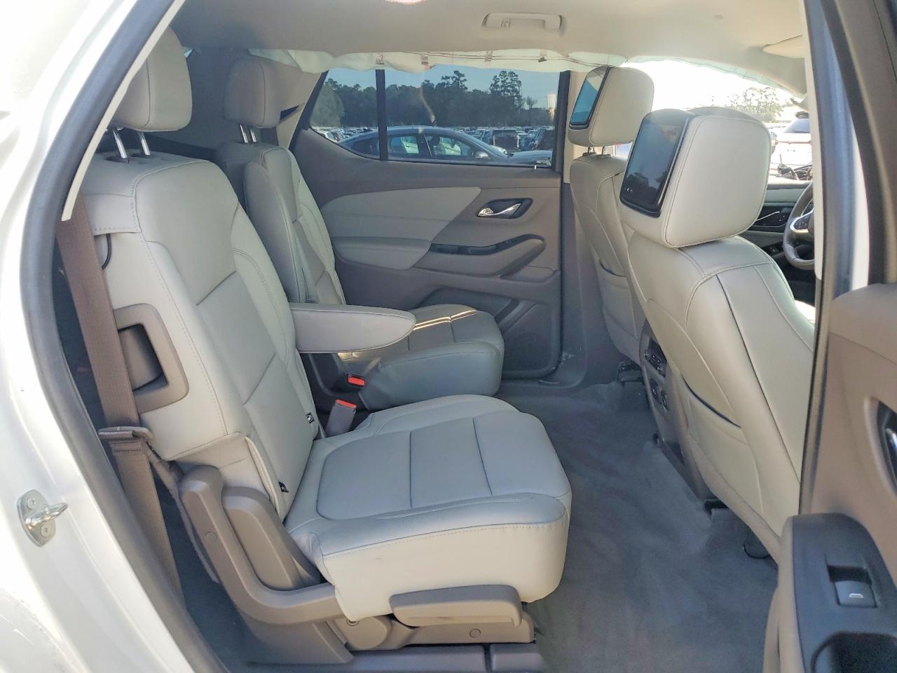2019 CHEVROLET TRAVERSE PREMIER photo 11
