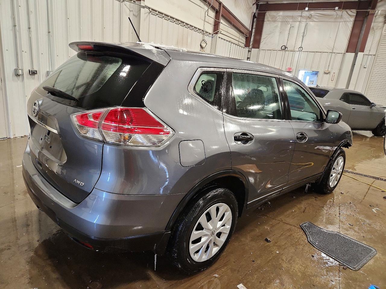 2016 NISSAN ROGUE S photo 5