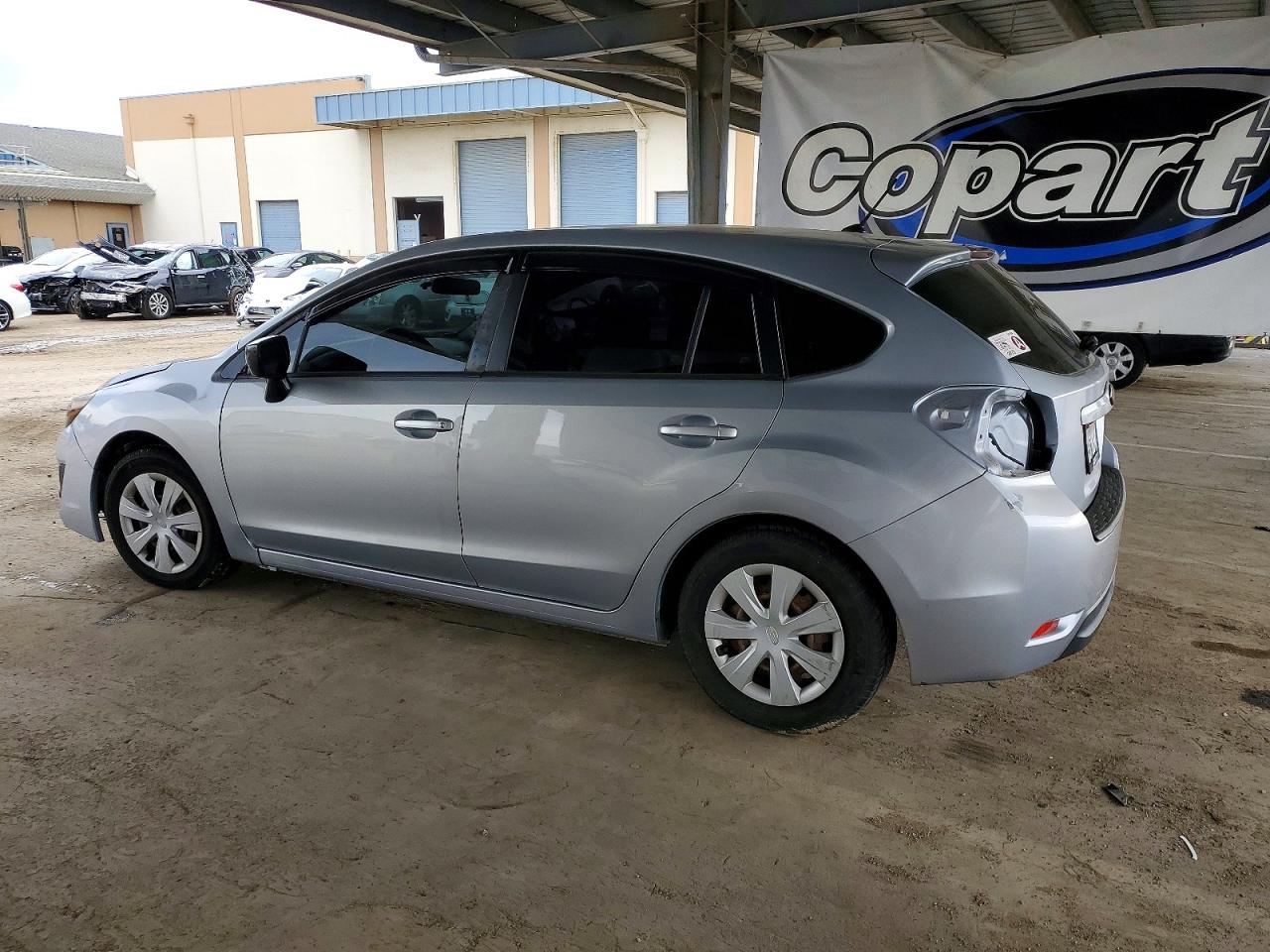 2016 SUBARU IMPREZA photo 2