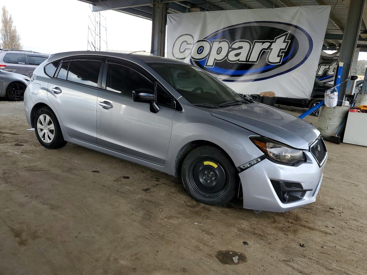 2016 SUBARU IMPREZA photo 4