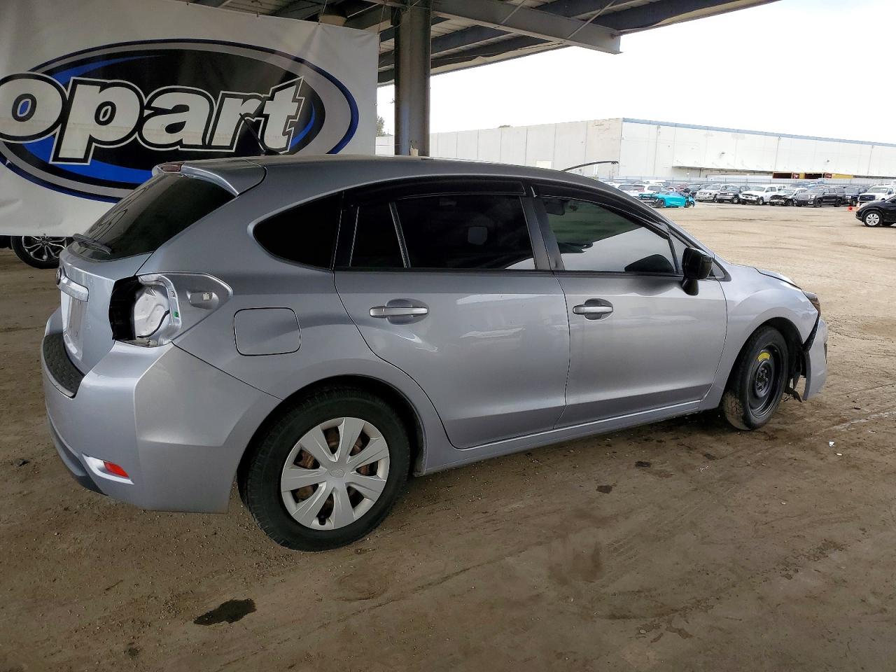 2016 SUBARU IMPREZA photo 3