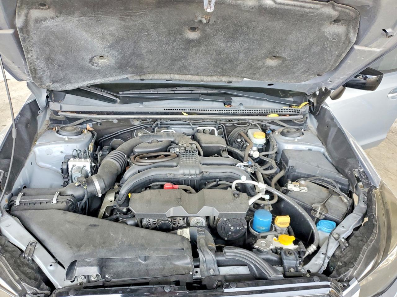 2016 SUBARU IMPREZA photo 11
