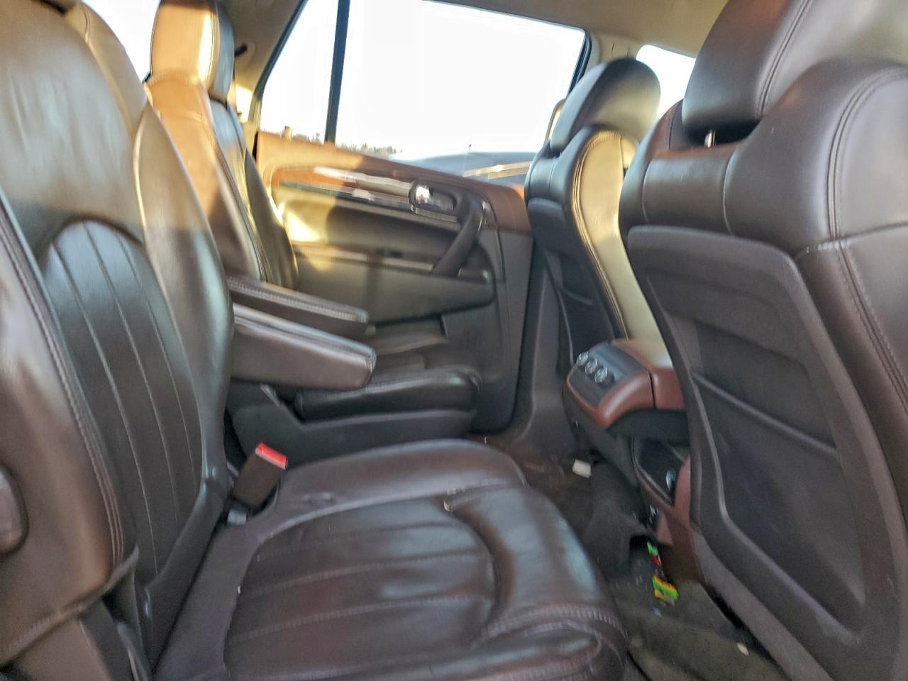 2014 BUICK ENCLAVE photo 11