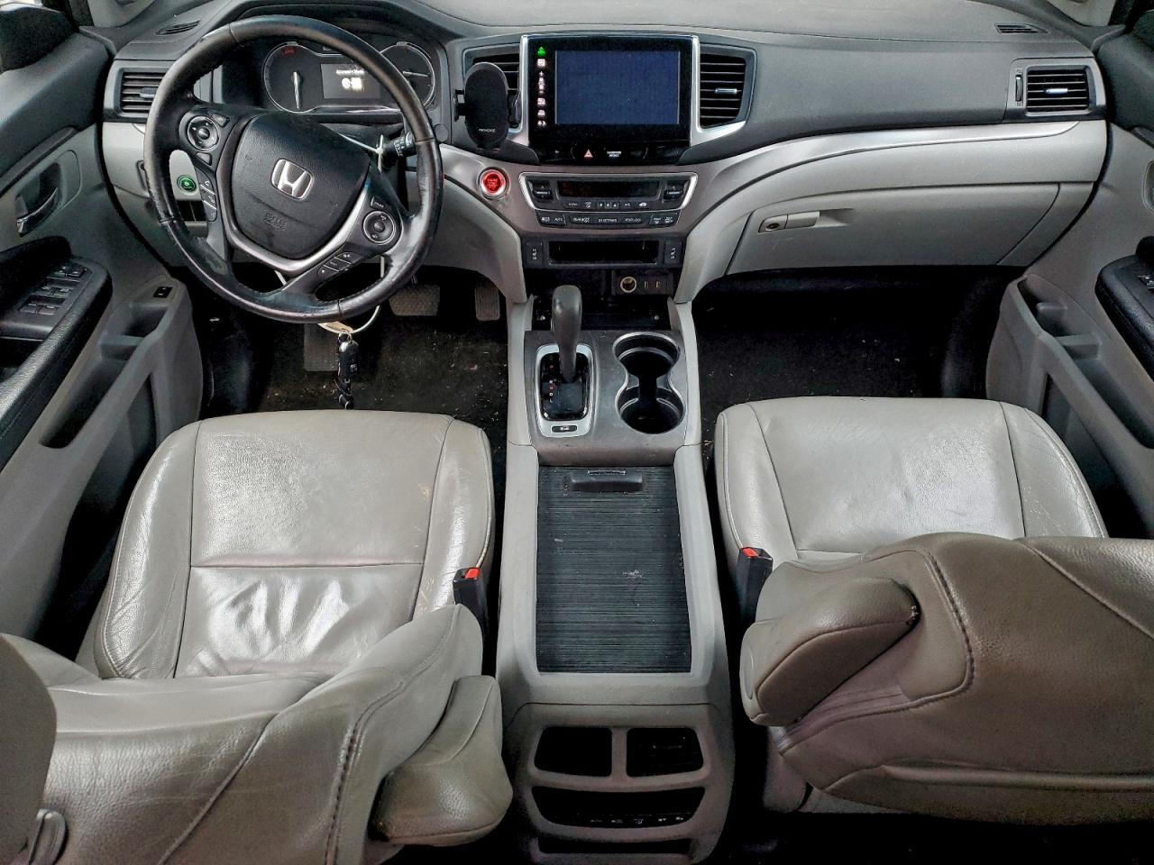 2016 HONDA PILOT EXL photo 8