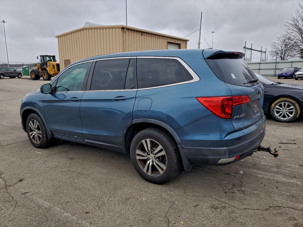 2016 HONDA PILOT EXL photo 2