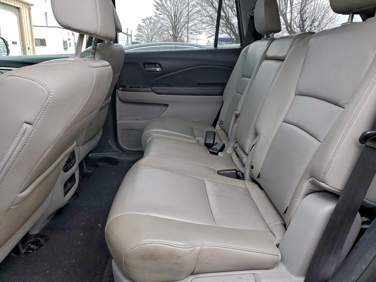 2016 HONDA PILOT EXL photo 11