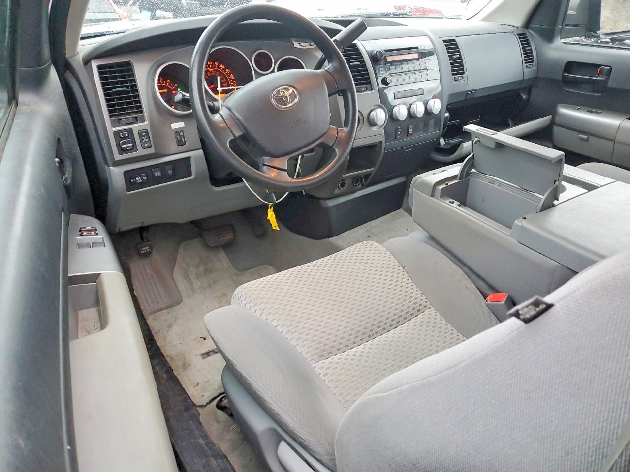 2010 TOYOTA TUNDRA photo 8