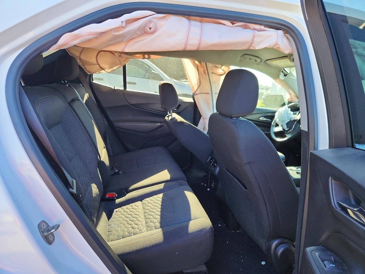 2021 CHEVROLET EQUINOX LT photo 11