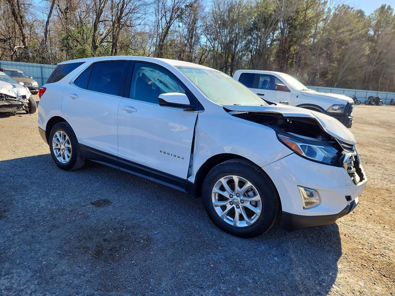 2021 CHEVROLET EQUINOX LT photo 4
