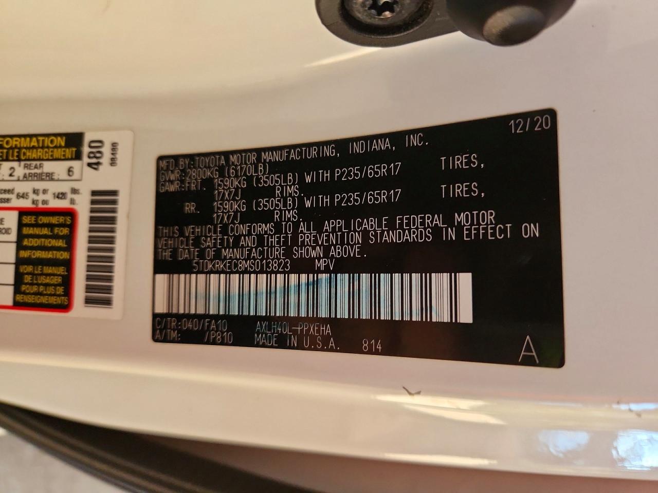 2021 TOYOTA SIENNA LE photo 13