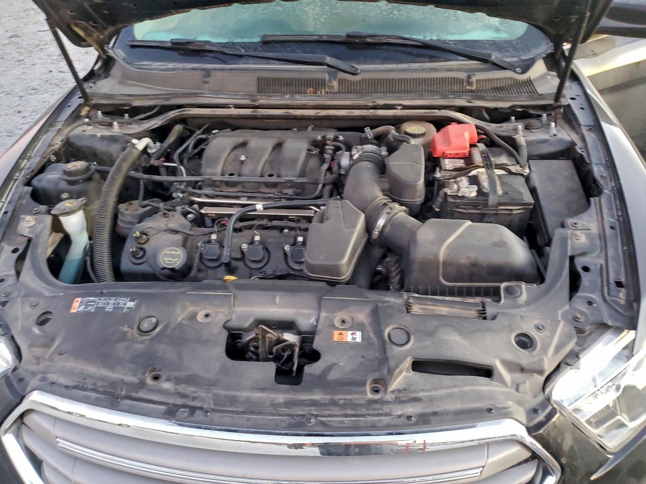 2016 FORD TAURUS SE photo 11