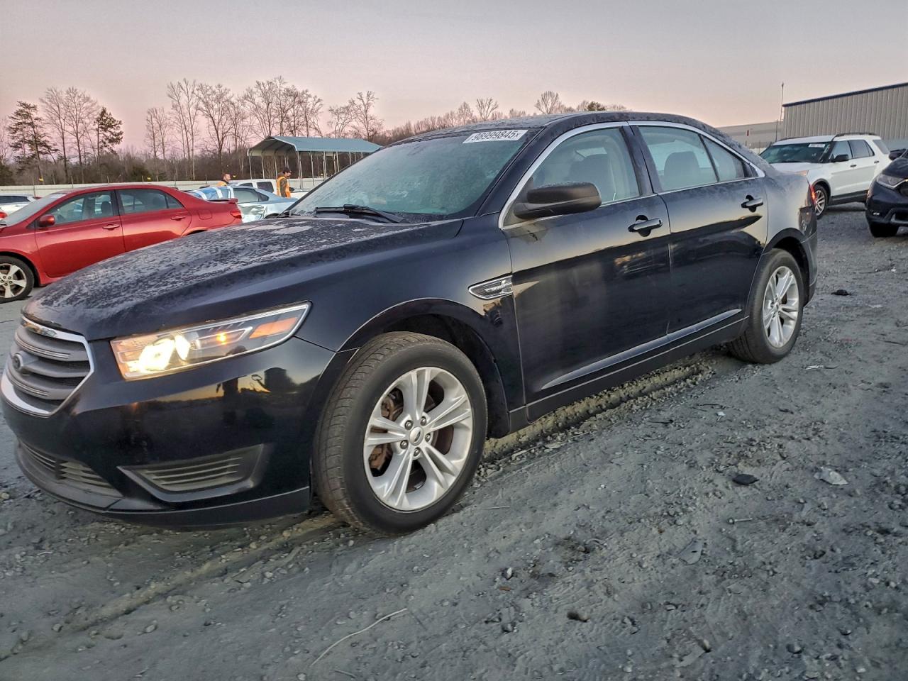2016 FORD TAURUS