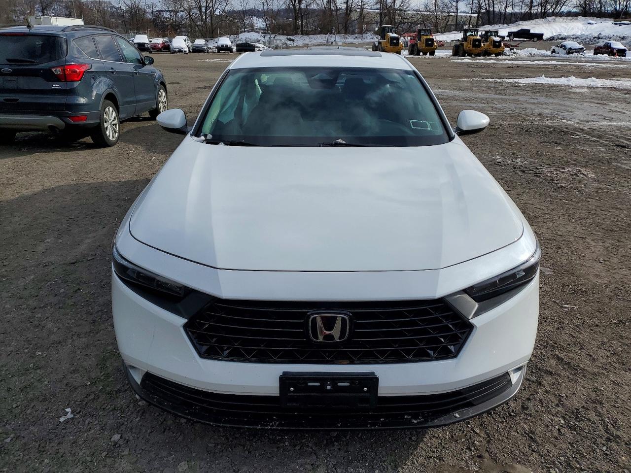 2024 HONDA ACCORD EX photo 9