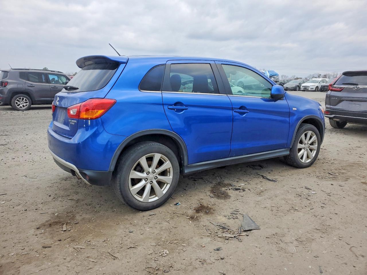 2015 MITSUBISHI OUTLANDER SPORT SE photo 3