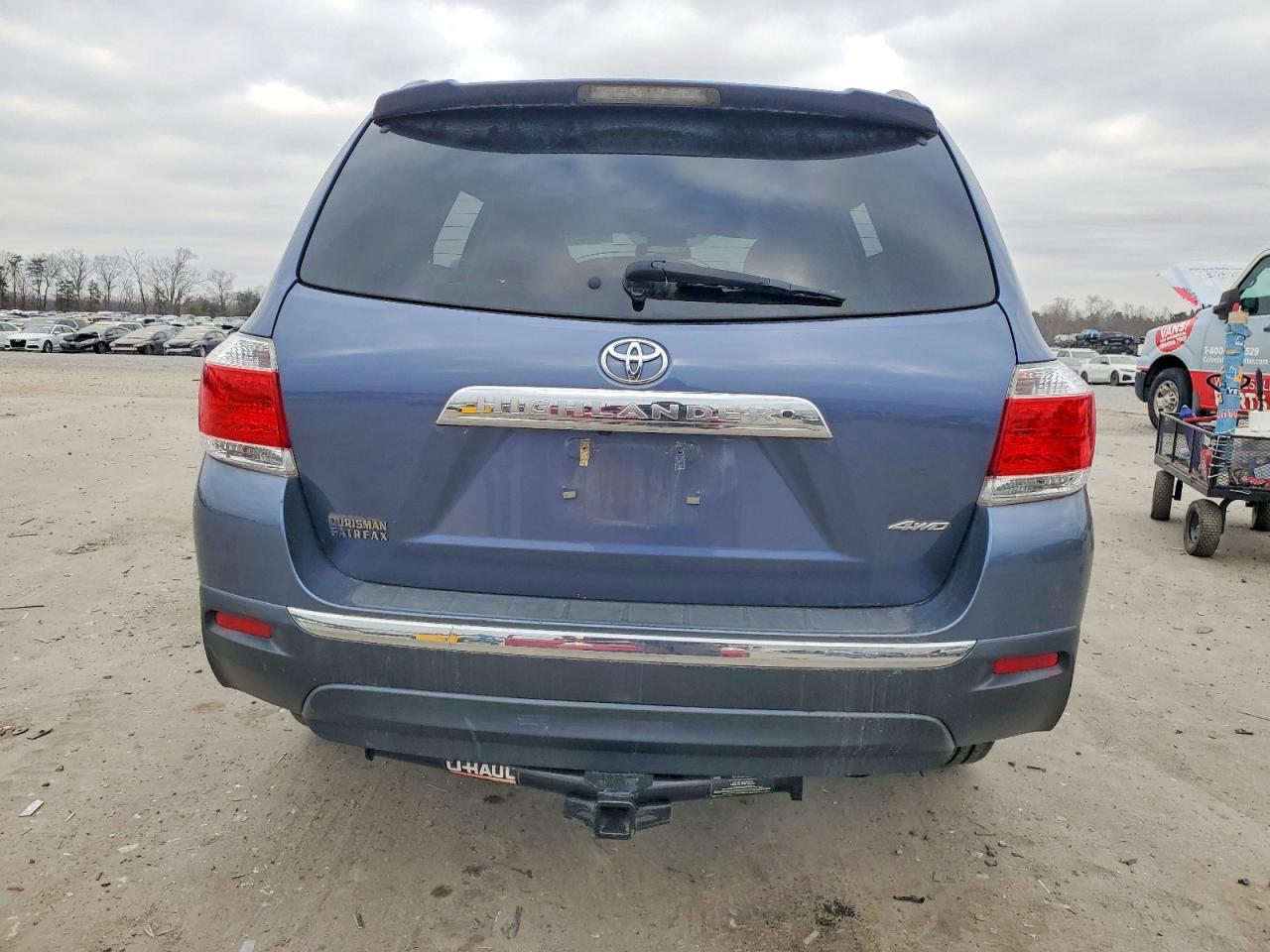 2012 TOYOTA HIGHLANDER BASE photo 11
