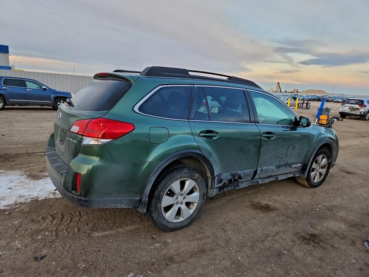 2010 SUBARU OUTBACK 2.5I PREMIUM photo 3