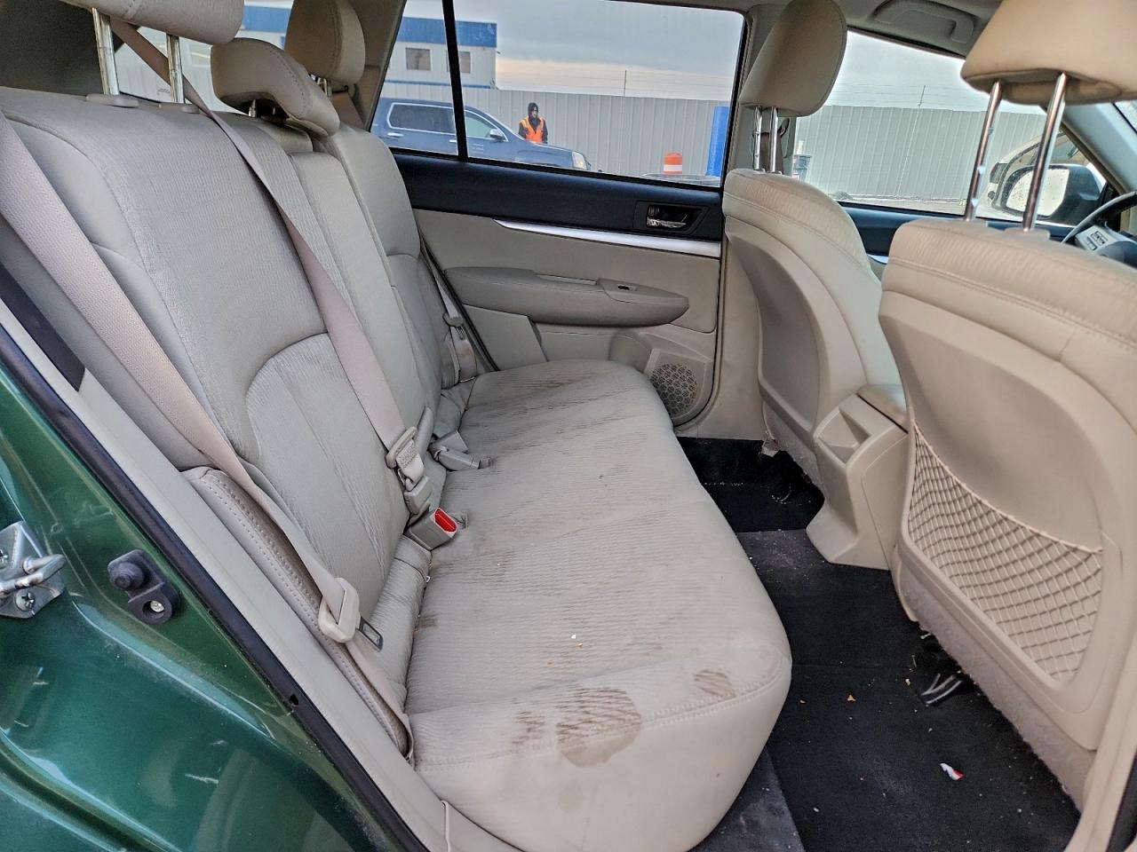 2010 SUBARU OUTBACK 2.5I PREMIUM photo 10