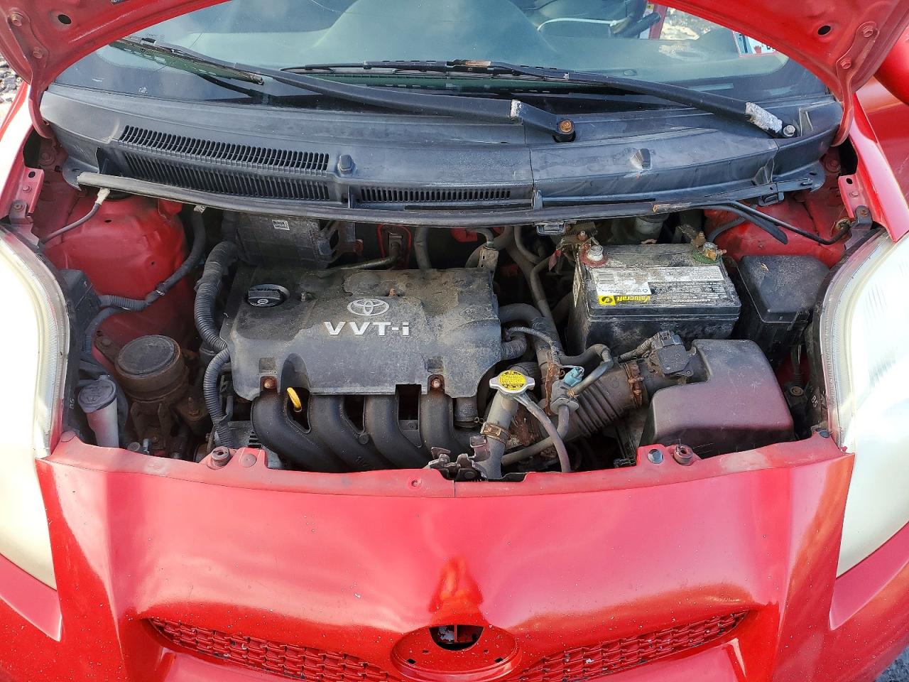 2010 TOYOTA YARIS photo 11