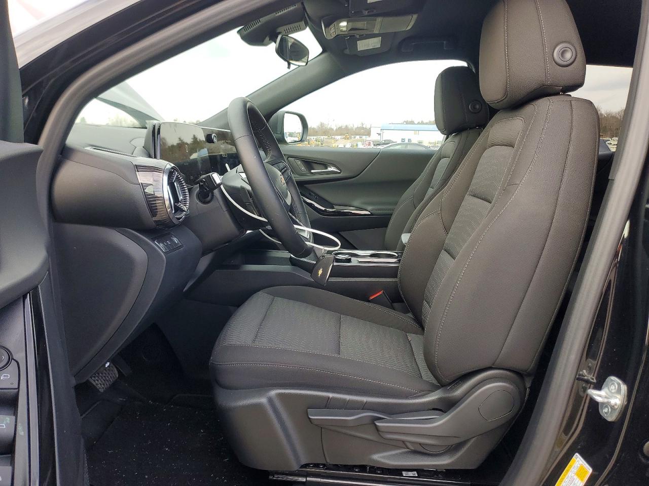 2026 CHEVROLET EQUINOX LT photo 7