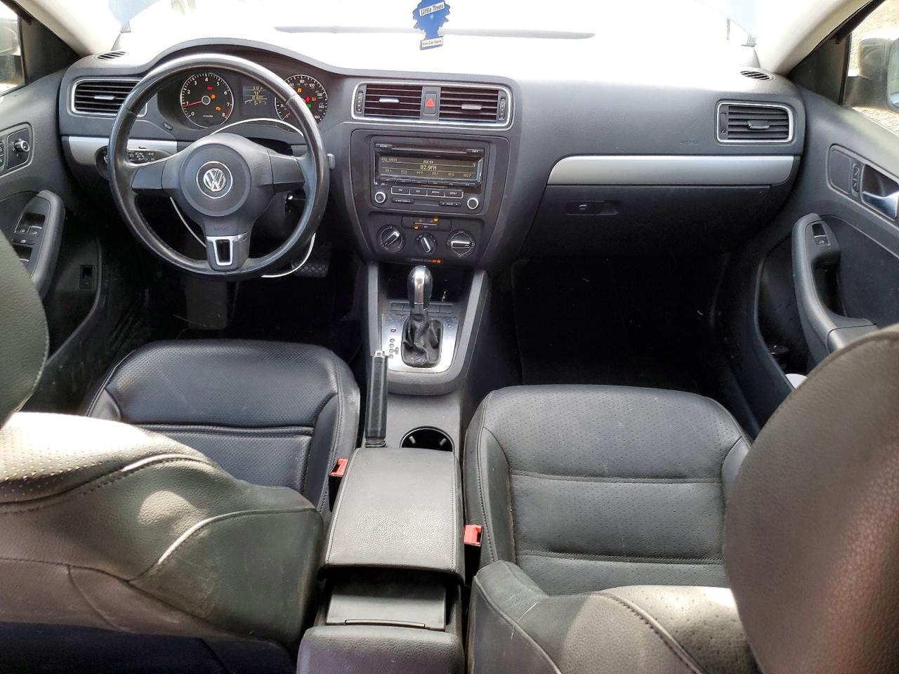 2013 VOLKSWAGEN JETTA SE photo 8