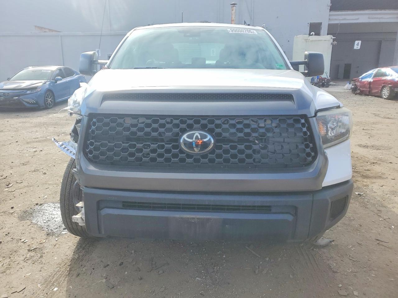 2018 TOYOTA TUNDRA DOUBLE CAB SR photo 5