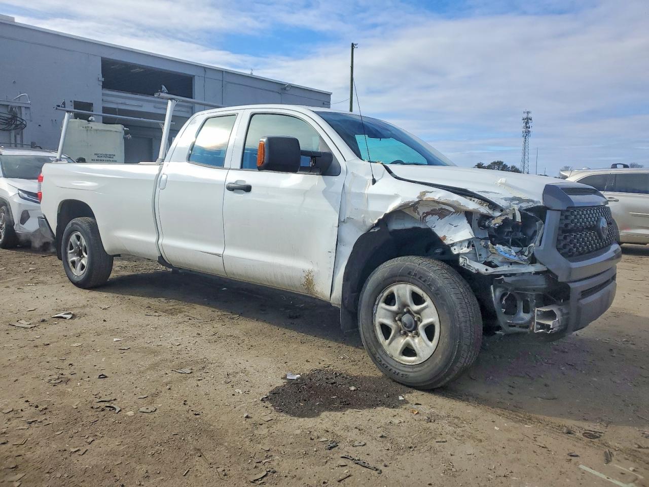 2018 TOYOTA TUNDRA DOUBLE CAB SR photo 4