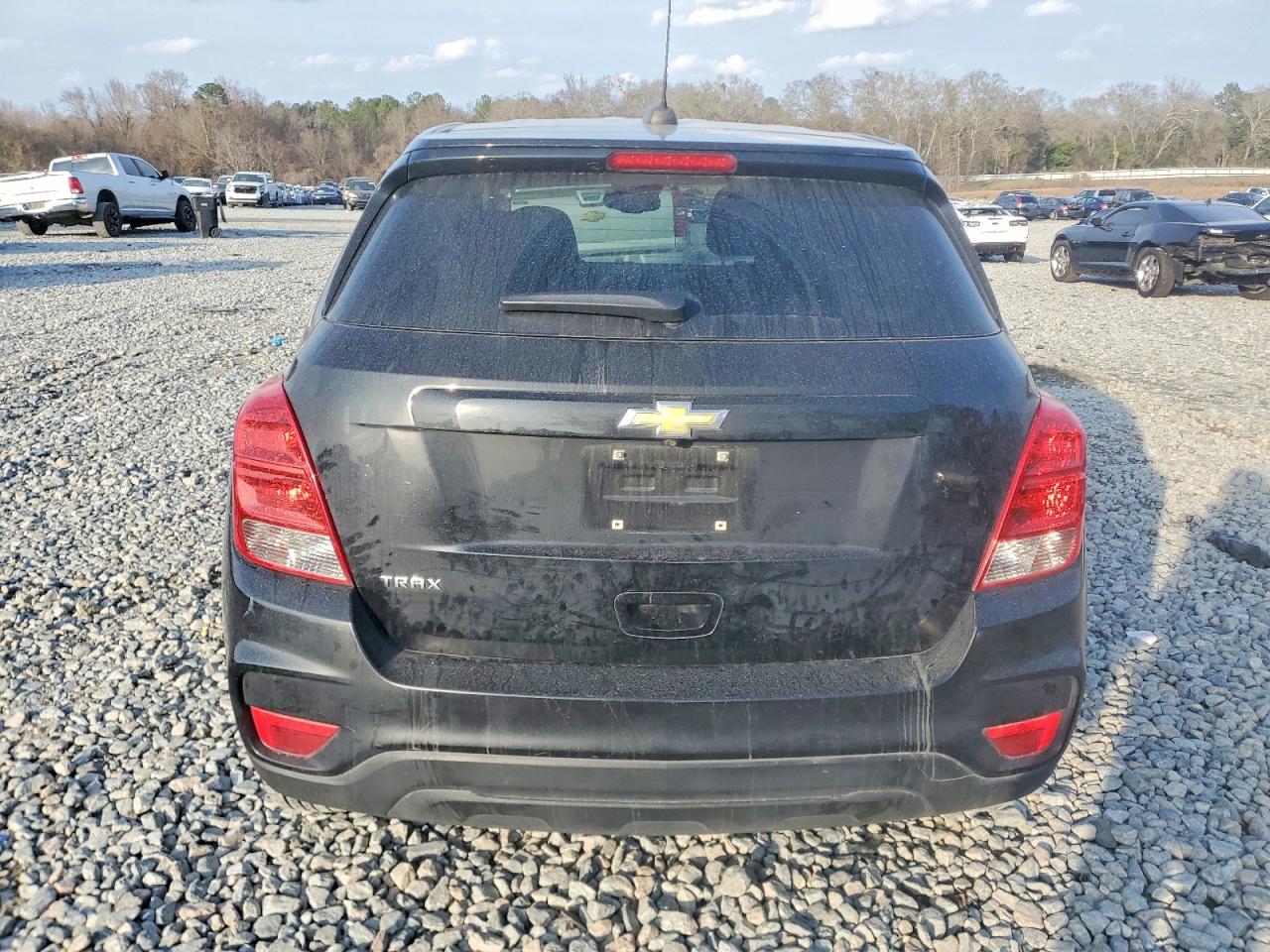 2020 CHEVROLET TRAX LS photo 6
