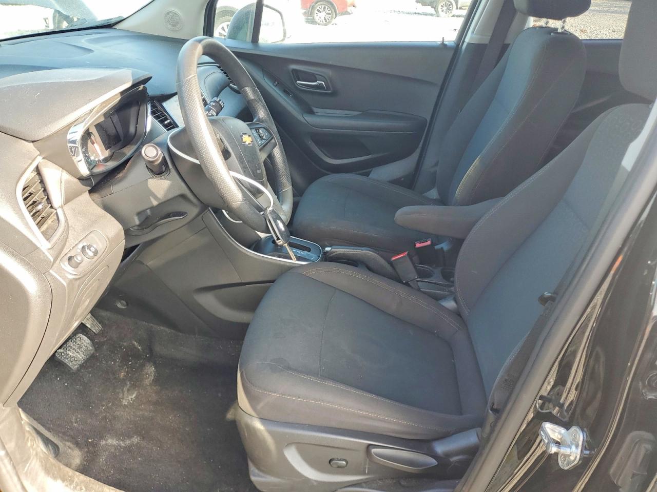 2020 CHEVROLET TRAX LS photo 7