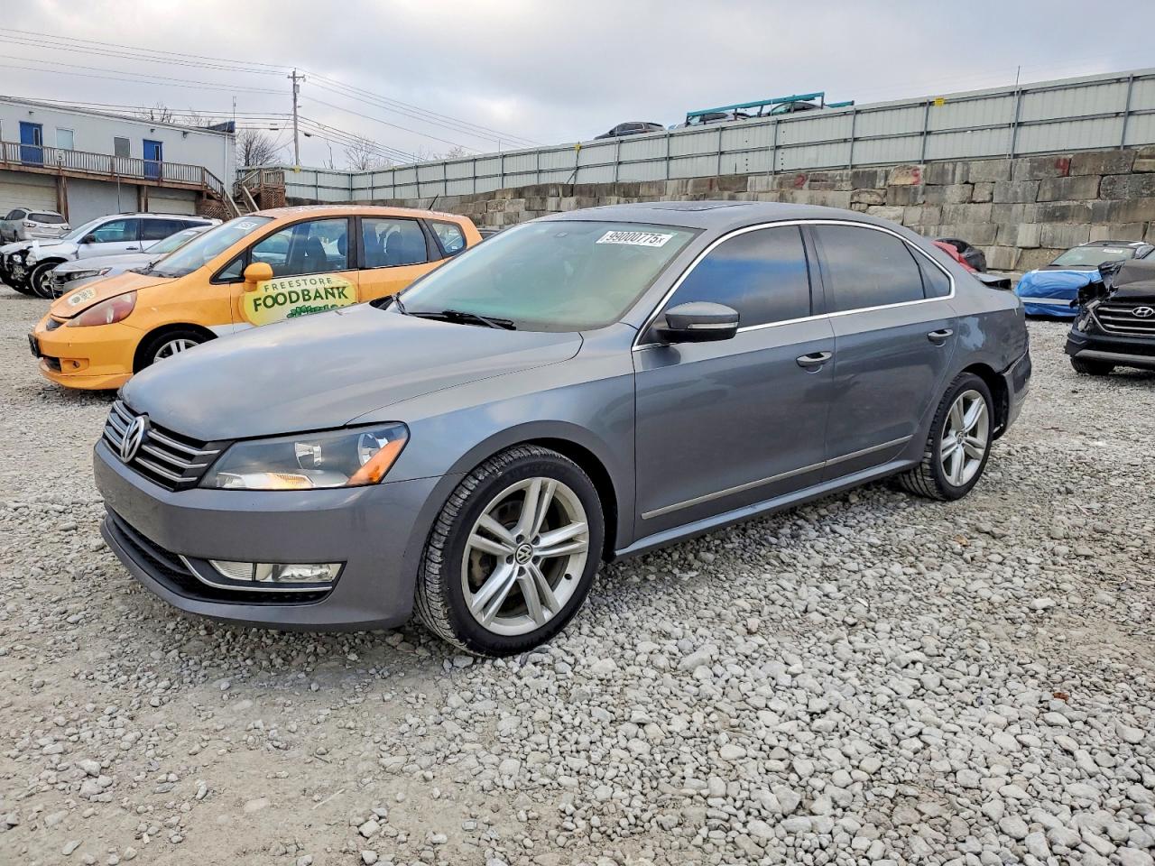 2015 VOLKSWAGEN PASSAT