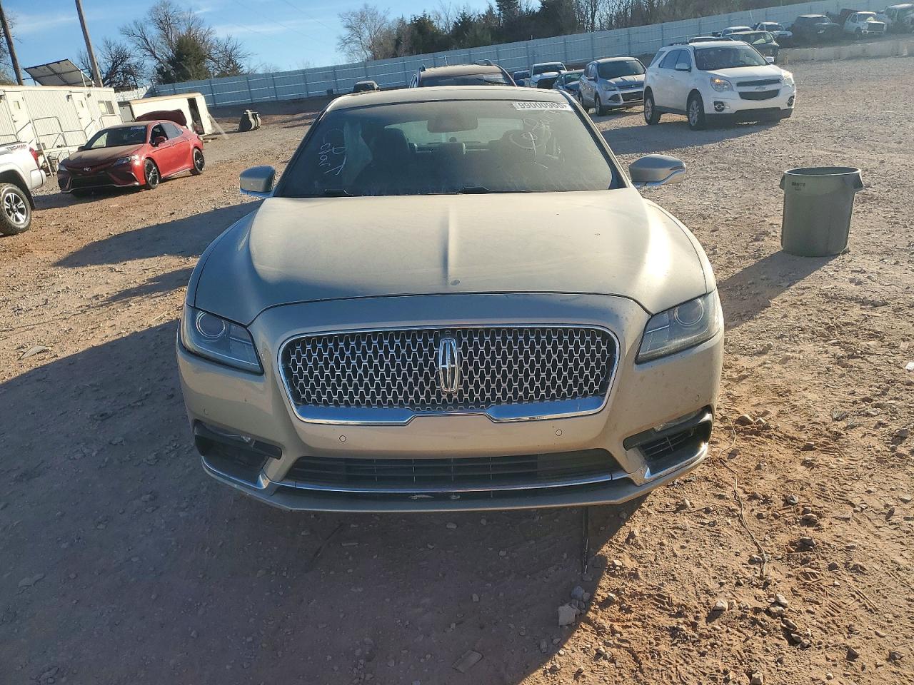 2017 LINCOLN CONTINENTAL RESERVE photo 9