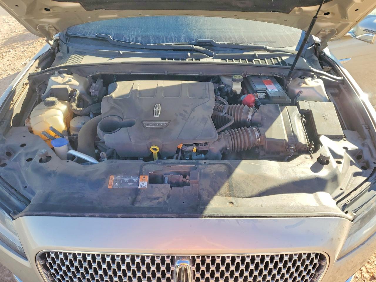 2017 LINCOLN CONTINENTAL RESERVE photo 21