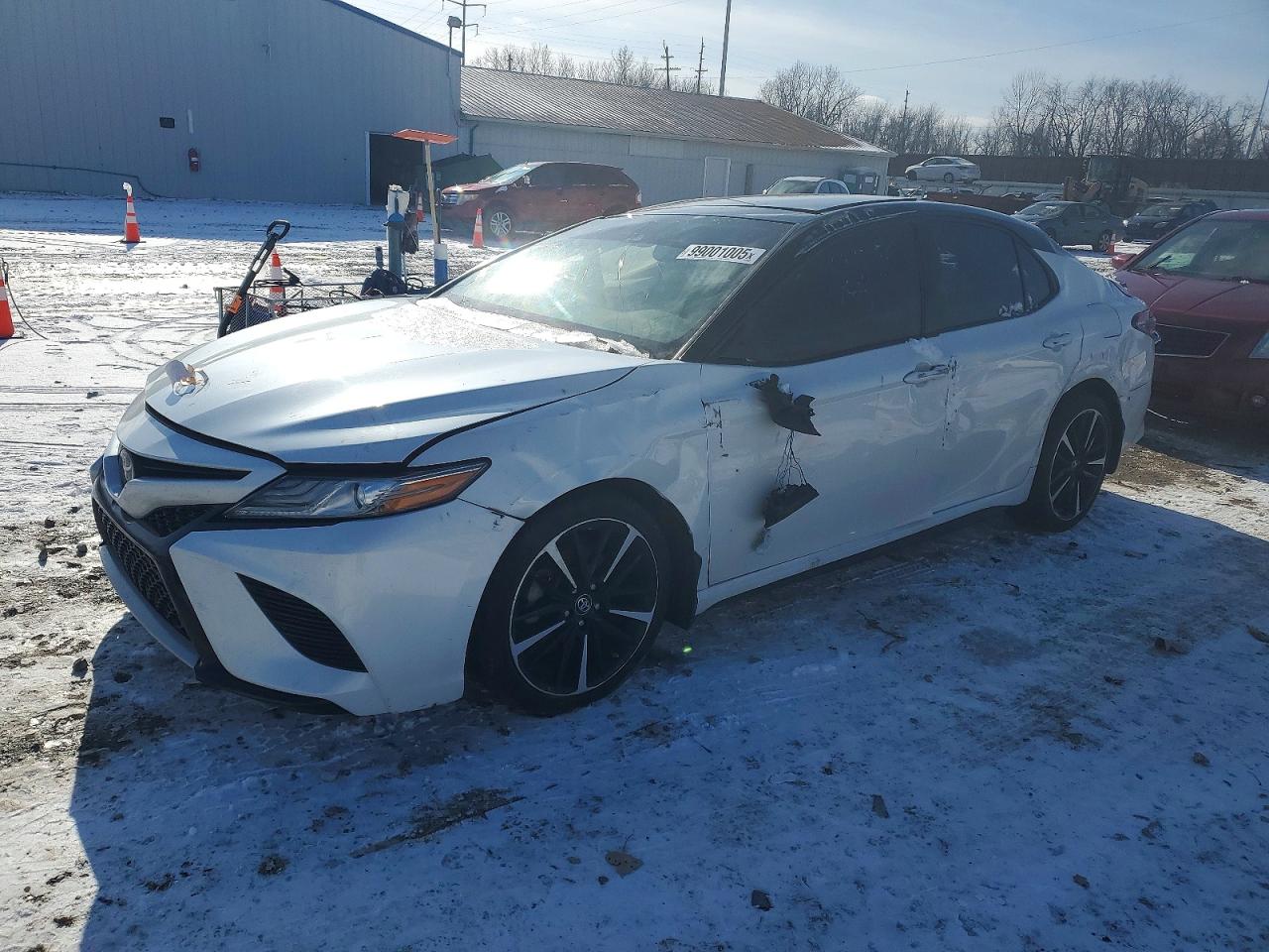 2019 TOYOTA CAMRY