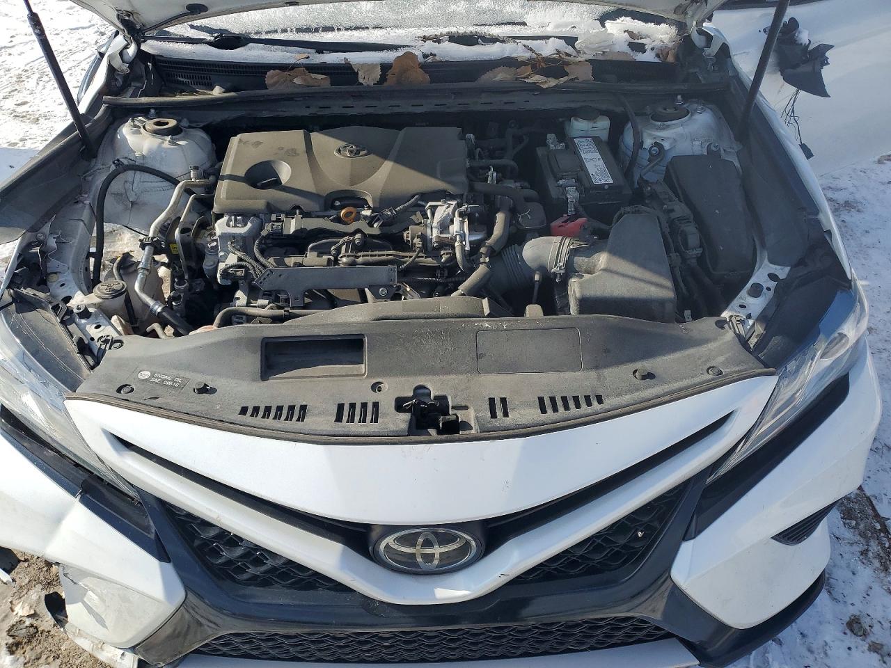 2019 TOYOTA CAMRY XSE photo 21