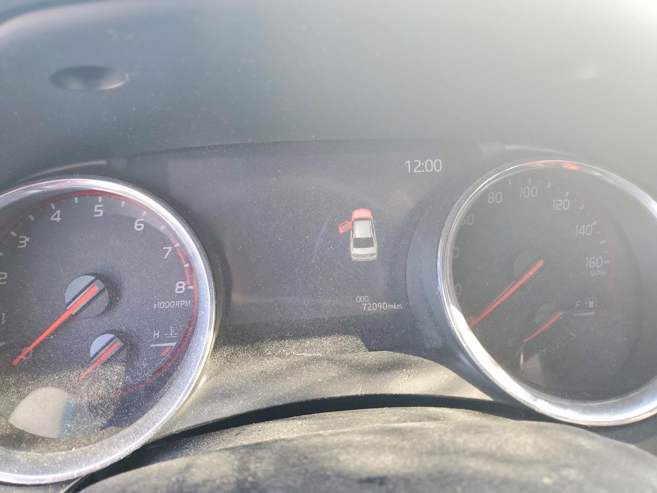 2019 TOYOTA CAMRY XSE photo 17
