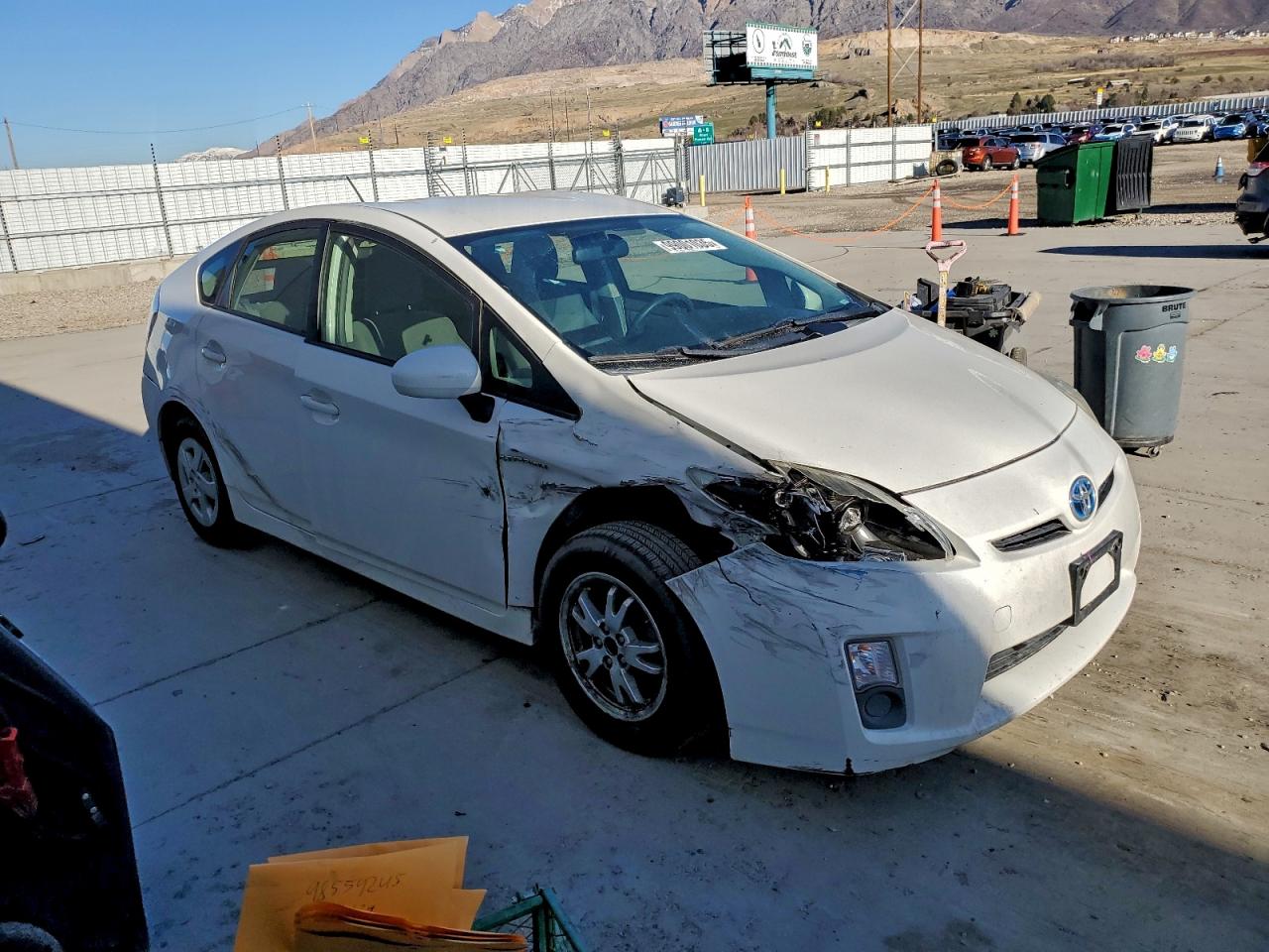 2011 TOYOTA PRIUS photo 4