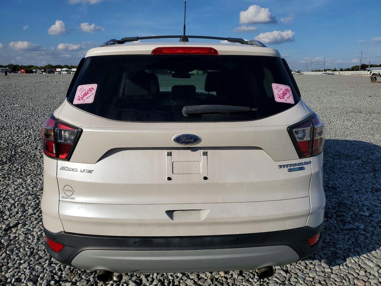 2017 FORD ESCAPE TITANIUM photo 6