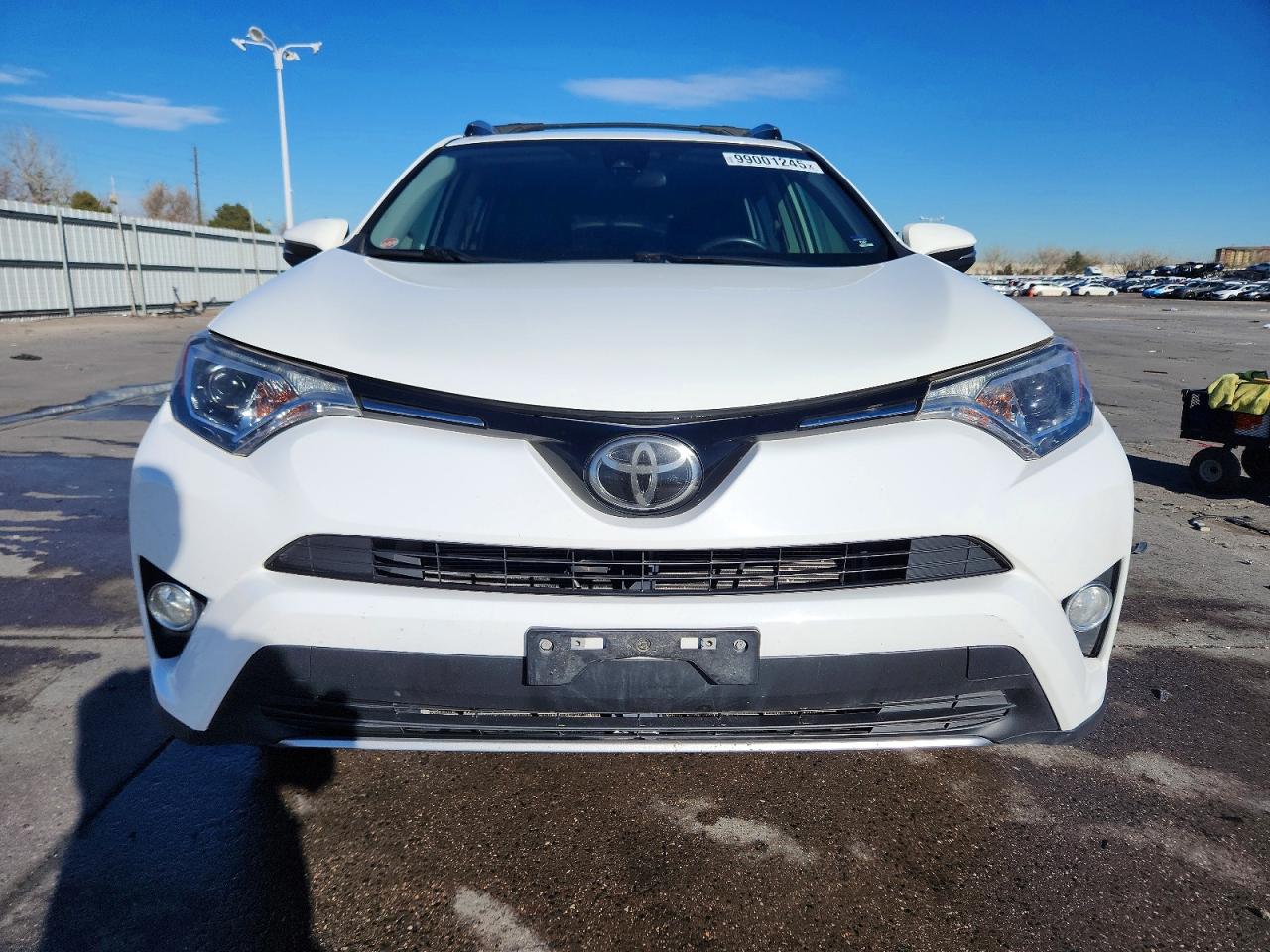 2018 TOYOTA RAV4 XLE photo 5