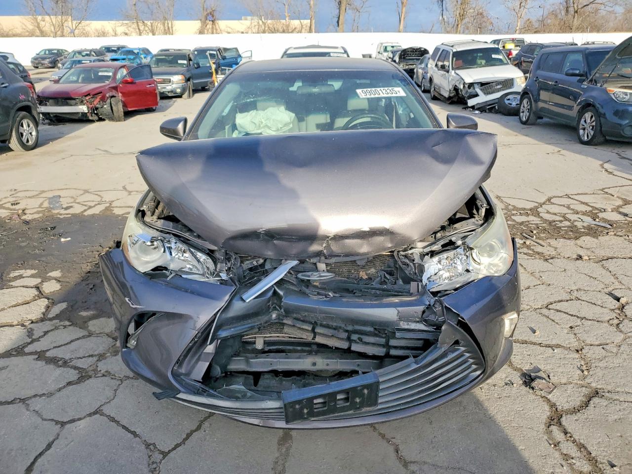 2015 TOYOTA CAMRY LE photo 5