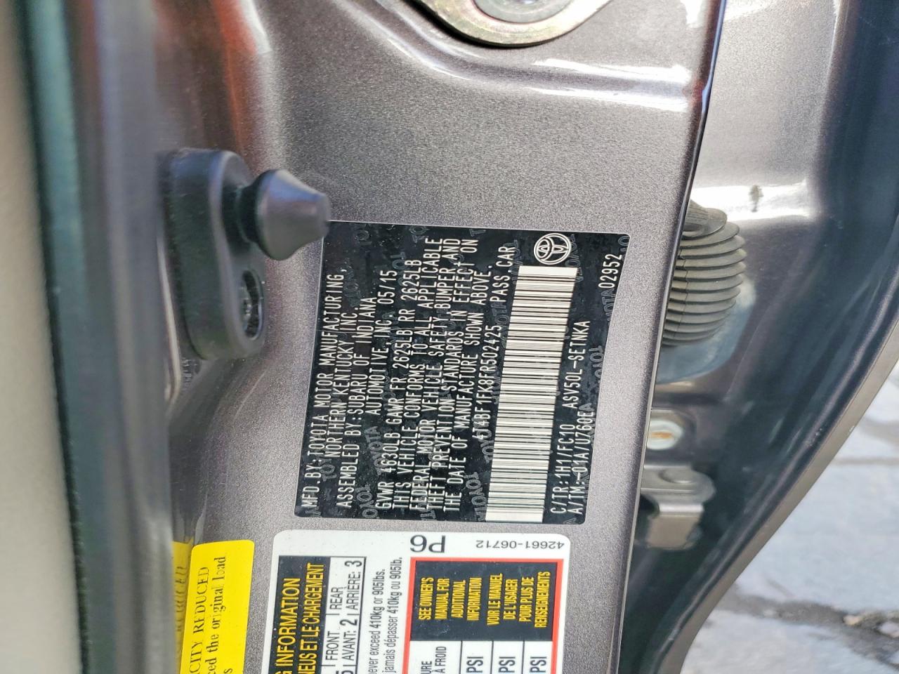 2015 TOYOTA CAMRY LE photo 12