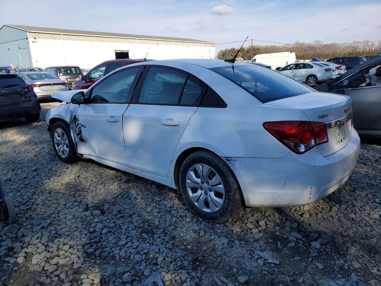 2014 CHEVROLET CRUZE LS photo 2