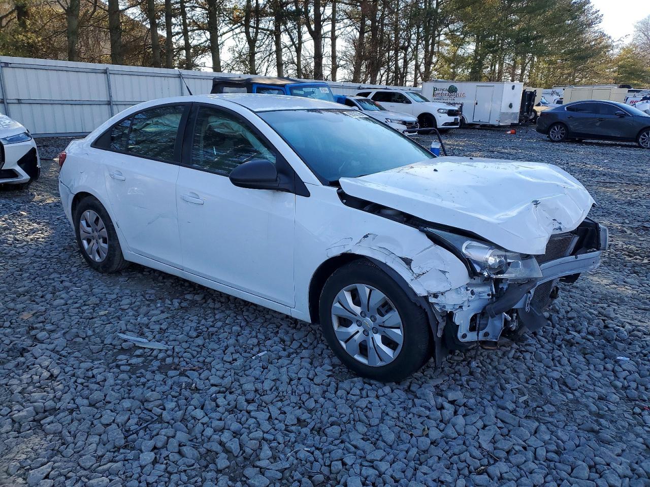 2014 CHEVROLET CRUZE LS photo 4